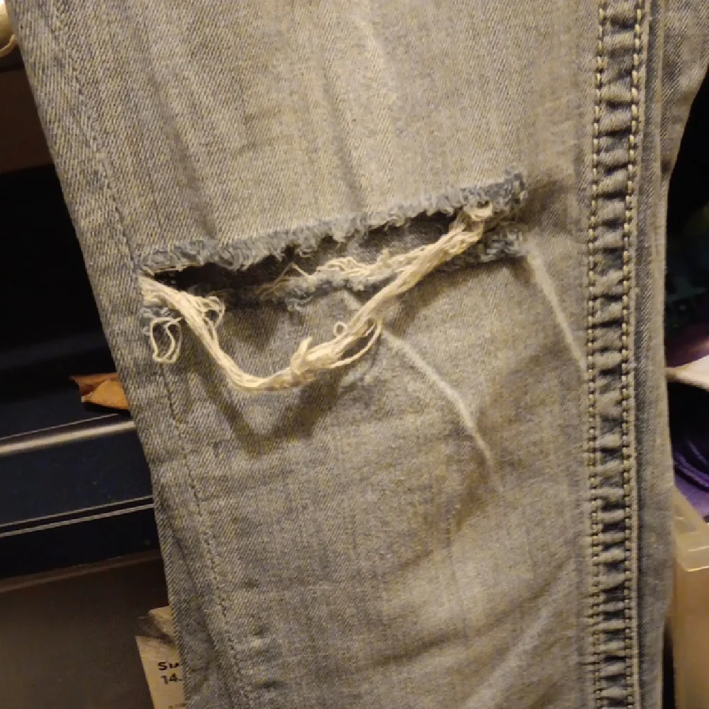 Women's Embellished Miss Me Blue Jeans - Picture 4 of 4